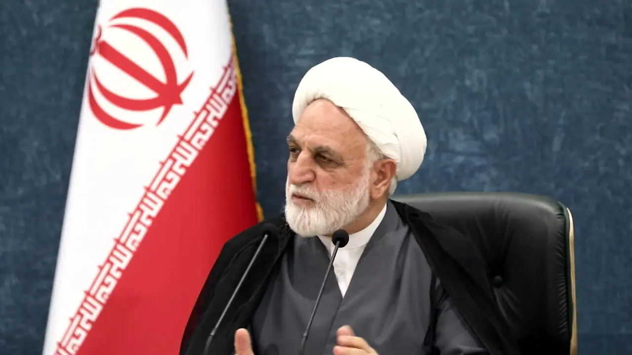 موارد مطروحه در جلسات شورای‌عالی هماهنگی اقتصادی سران قوا باید به حداقل ممکن برسند و صرفاً در حیطه مسائل اضطراری باشند