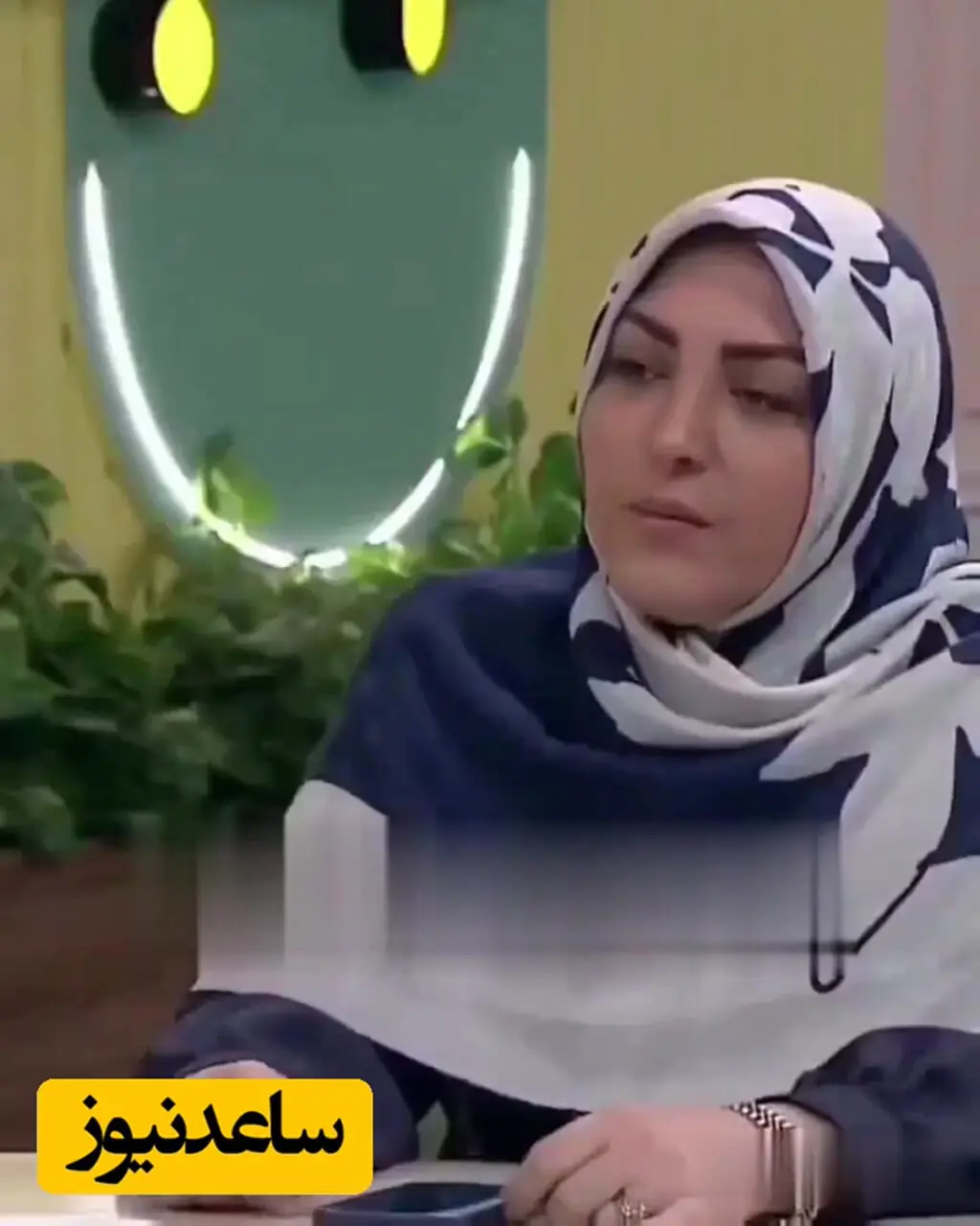 فیلم / همدردی  سعید عزیزی با یک خانم بخاطر شوهر ... : چنین شوهری بمیره اشکال نداره فقط بیمه باشه بیمه عمر...! یا .../ چهره  المیرا شریفی‌مقدم عوض شد ...
