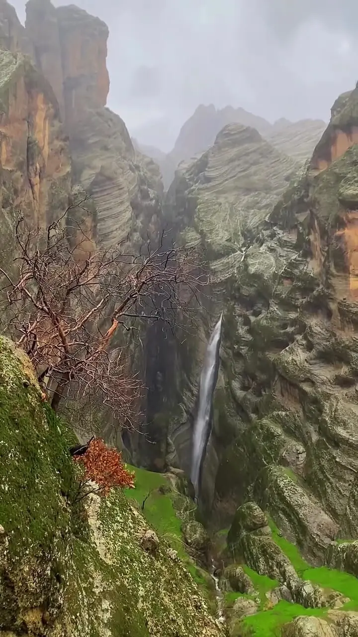 آبشار داله‌لان لرستان