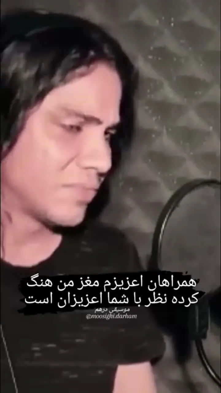 آوازخوانی این مرد نابینا شما را غافلگیر می کند