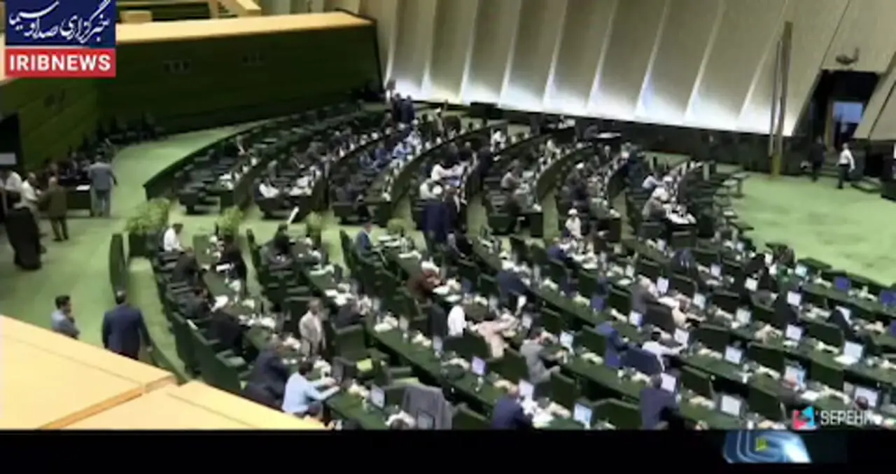 مجلس مصوب کرد: ساعت کاری کارکنان دولت نه کم میشه نه زیاد