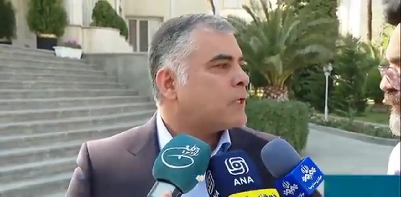 فروش نفت بهتر از گذشته است / هیچ تصمیمی درباره قیمت بنزین اتخاذ نشده است