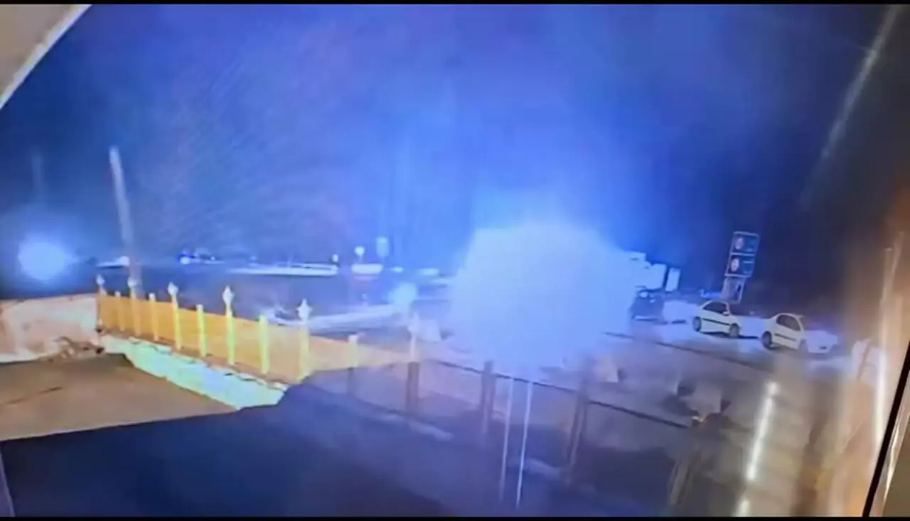 فیلم لحظه برخورد تریلی با 10 خودرو در گرگان با 21 نفر مصدوم