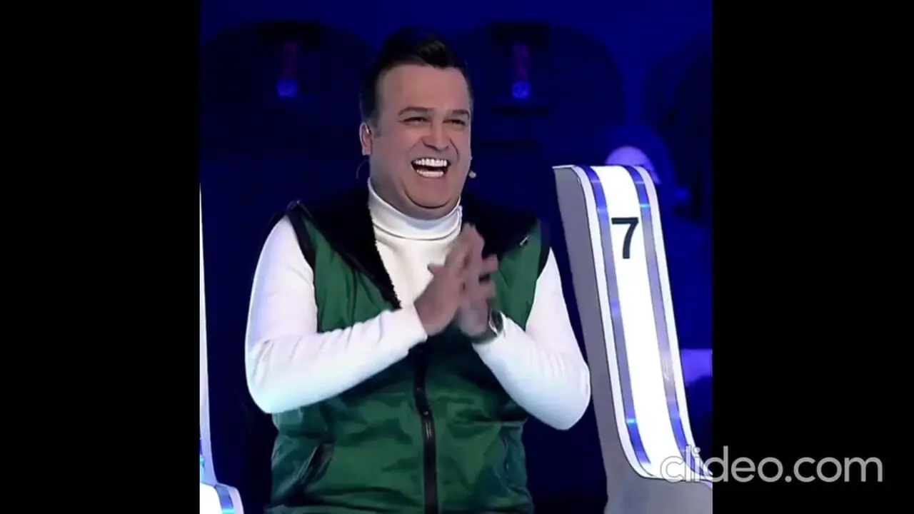 فیلم / شوک مهران مدیری که باورش نمی‌شه حامد آهنگی سواد هم داره ... / مهران مدیری: مطمئنم اینارو  از مسافرکش تجریش شنیدی ! / خودت که عمرا ...