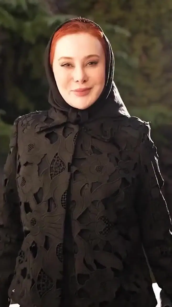فیلم / آرام جعفری فردای جشن عروسی اش سیاهپوش شد .../ تازه‌عروس سینمای ایران بعد سفید پوشی با استایل مشکی ....
