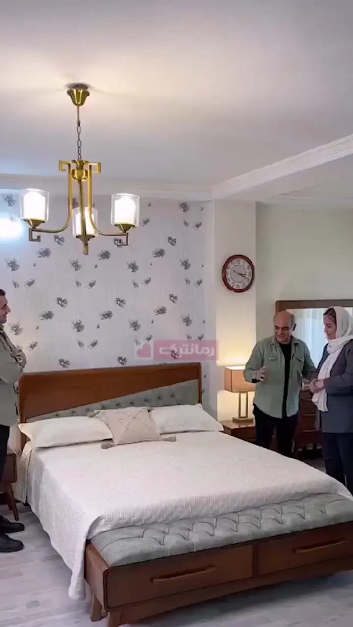 فیلم / نگاهی به چیدمان خاص و خوش‌رنگ اتاق خواب مستر سیاوش چراغی‌پور /  انگاری تازه عروسی کرده ...