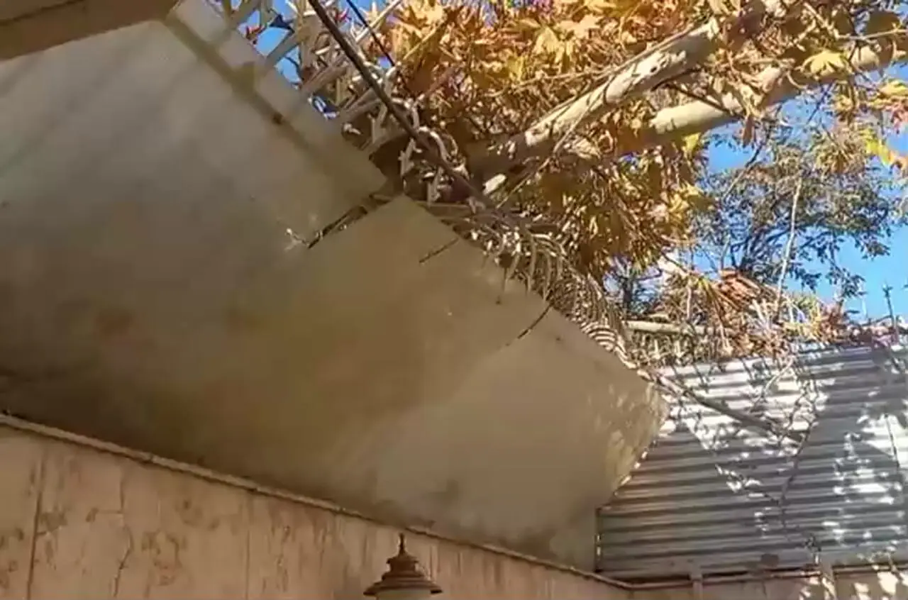 فیلم تصادف مهیب جرثقیل با چند خودرو در قلب شهر مشهد