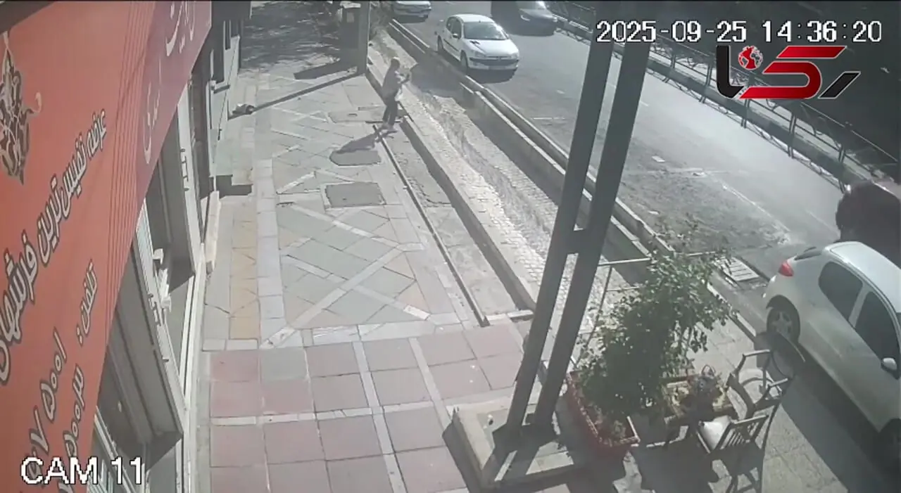 دستگیری سارق حرفه ای گوشواره زنان تهرانی + فیلم لحظه سرقت