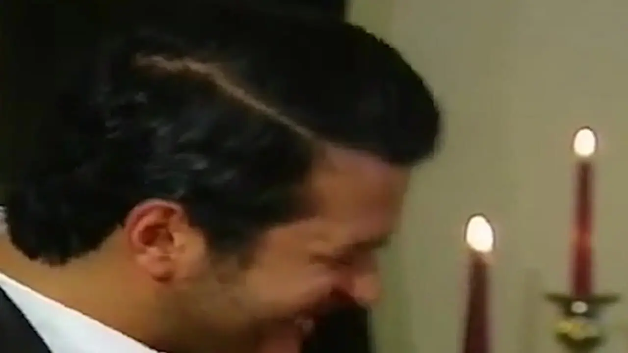 فیلم / سیاوش خیرابی، فرید آوای باران: دوستم روز تولدم برام کله پاچه فرستاد ... صبح زود بود ... بهترین کادوی تولدم ...