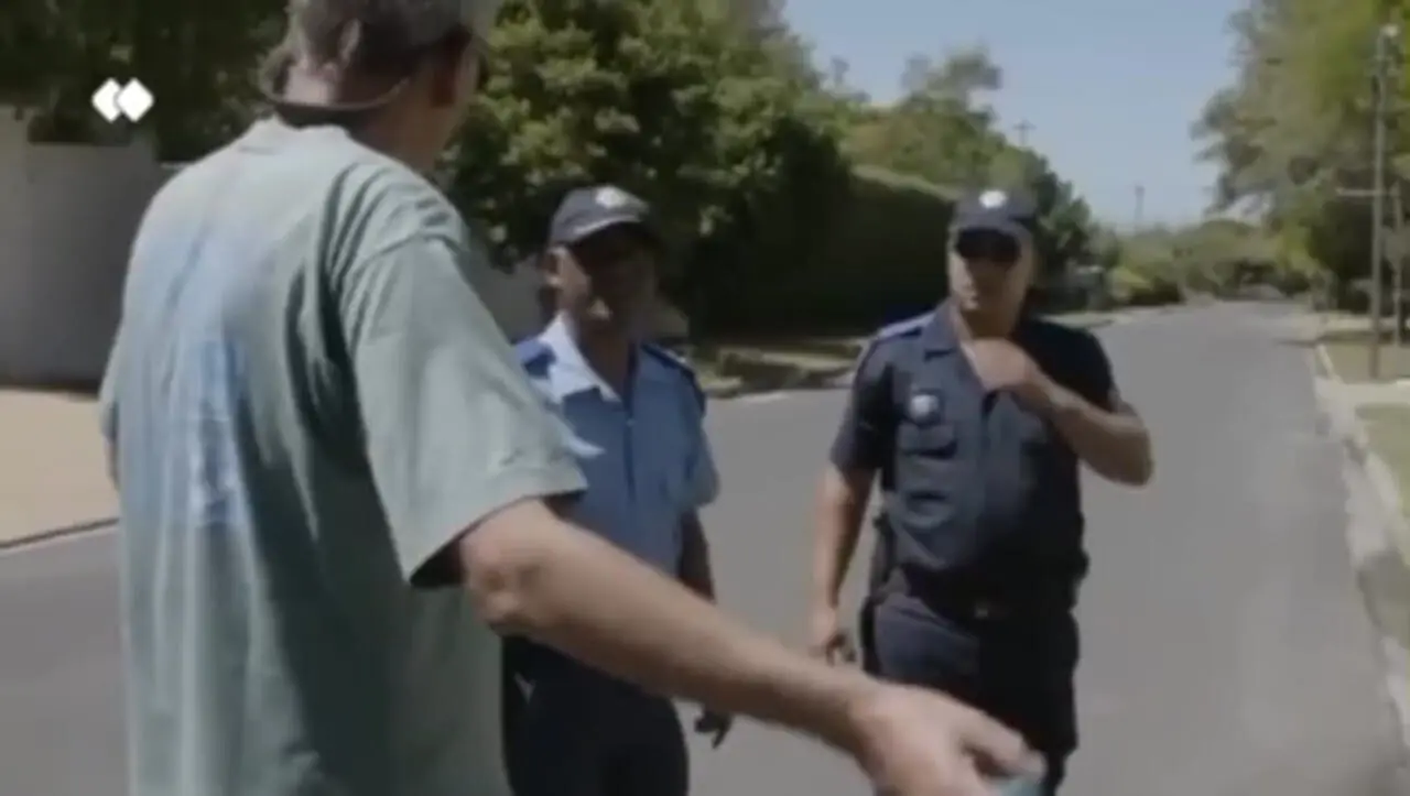 پای پلیس هم به ماجرای آب باز میشود!