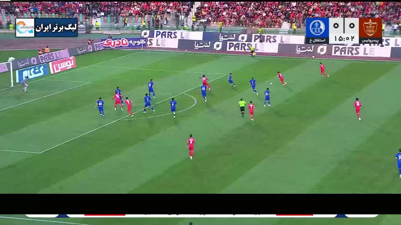 گل اول پرسپولیس توسط رفیعی در دقیقه 16 / پرسپولیس 1 - استقلال خوزستان 0