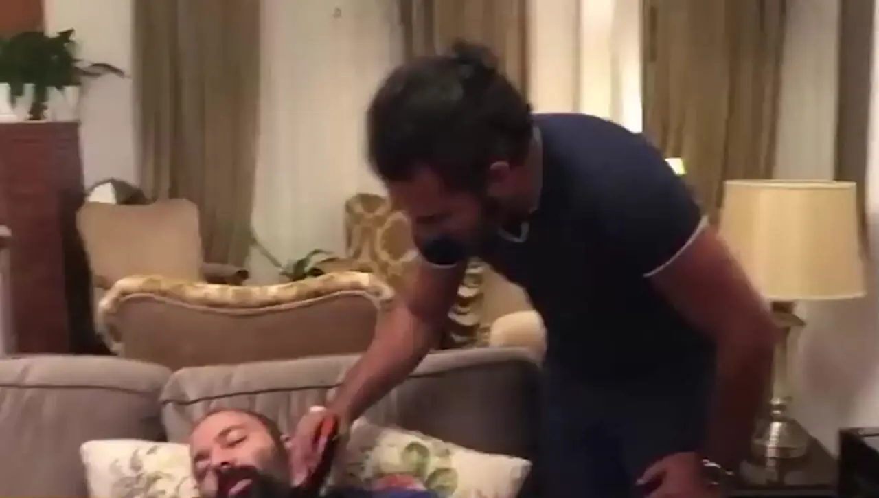 جلوه باشکوه خانه دوبلکس نرگس محمدی و علی اوجی/ از مبلمان طرحدار و کلاسیک تا آباژورعهد عتیقه از پیانو و گیتار تا ....