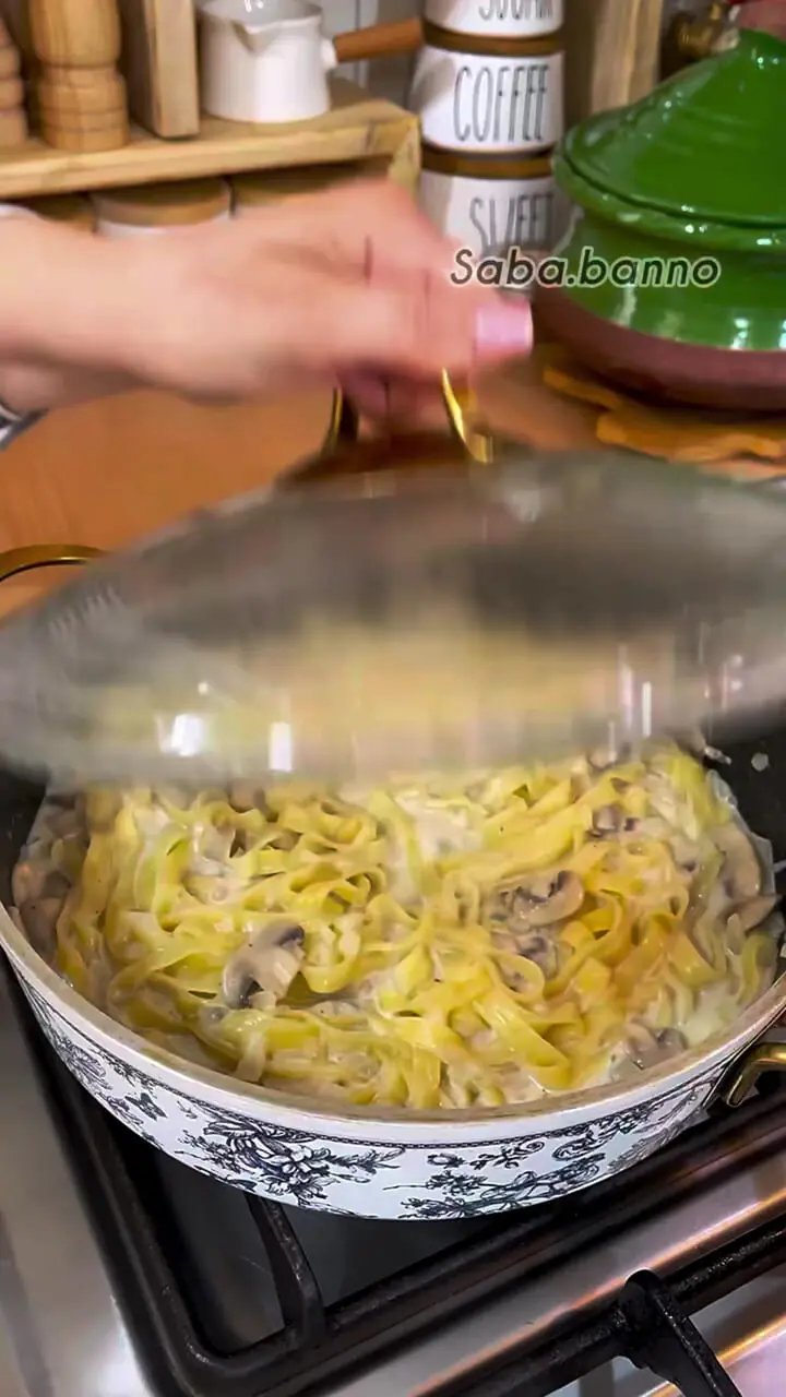 پاستا خامه ای رو به راحت ترین شکل درست کن