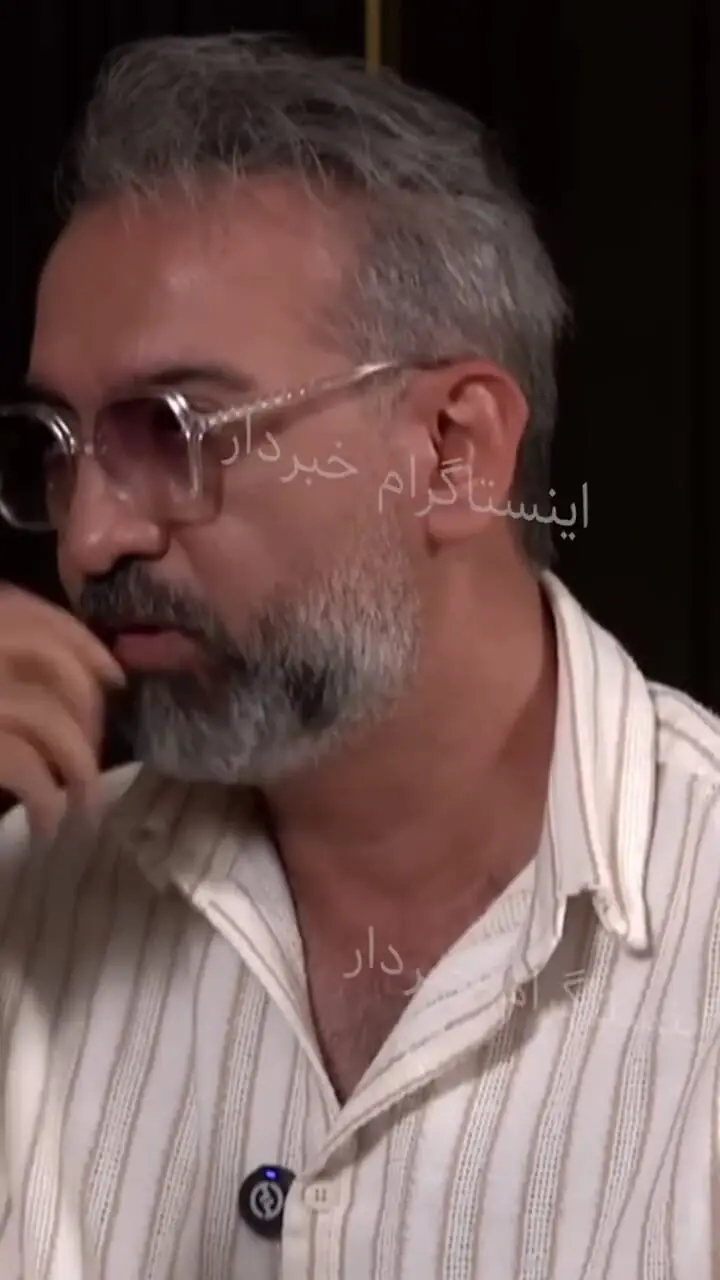 گفتند : عکس نیکی کریمی را با خودشان به حمام می برند ..../ واقعا این طرز فکره مریض چی ... شرمم میشه بگم ...