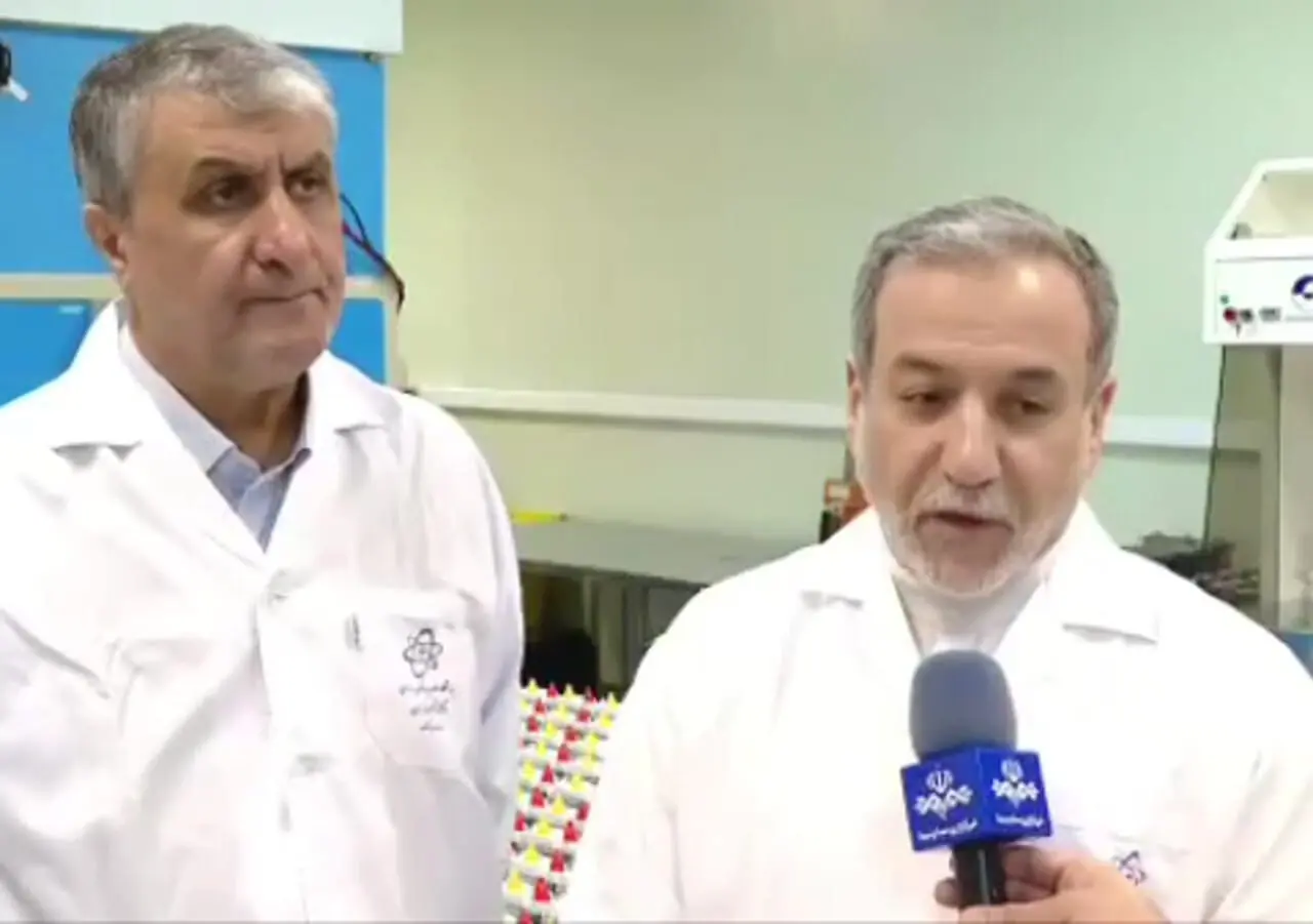 دفاع دیپلماسی از توانمندی ملی؛ وزارت خارجه در کنار دانش هسته‌ای ایران