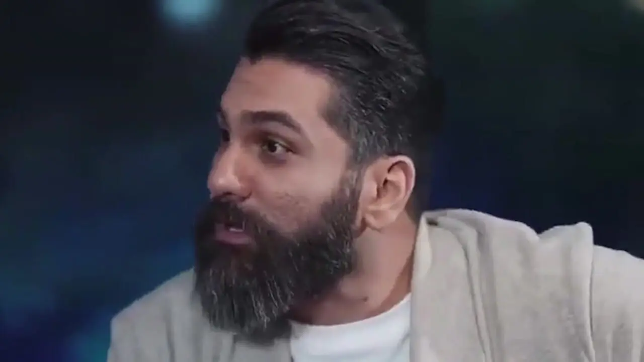 علی زندوکیلی : من بدجوری عاشقم ...بد قضاوت میشم ... میدونم ... اما ...روز آخر جنگ خونم میلرزید ... اینقدر ...