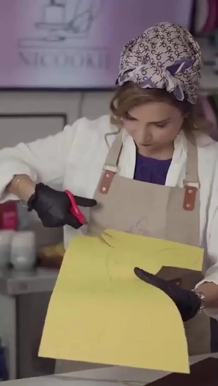 فیلم / کیک تولد بامزه شبنم قلی‌خانی محصول دسترنج خودش و دخترش شانا خانوم با طرح بامزه موشیِ مدرسه موش‌ها/ آرزوی سریال آنام قناد بودن و ما خبر نداشتیم؟!