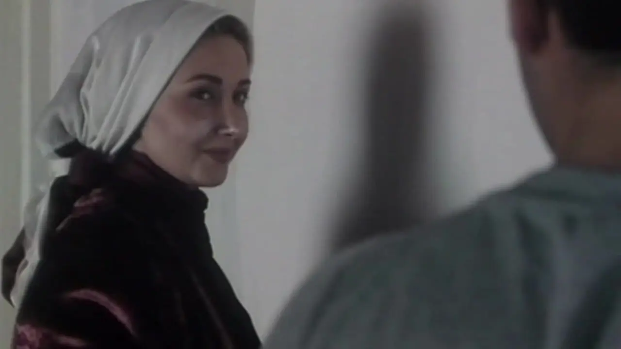 فیلم  آواز باشکوه / کتایون ریاحی با آهنگ دلواپسی علی لهراسبی + موزیک ویدیو