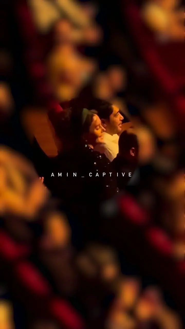 لحظه معرفی خاص الناز شاکردوست در کنسرت توسط مهران مدیری / کوشی؟ ... آی قربونت برم.... فکر کردم نیومدی...