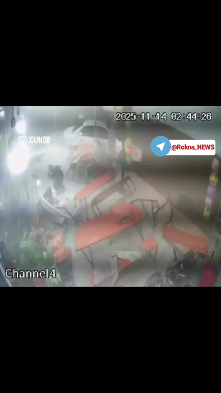 فیلم هولناک برخورد خودرو با فلافلی در محله ۲۲ بهمن / چندین نفر مجروح شدند