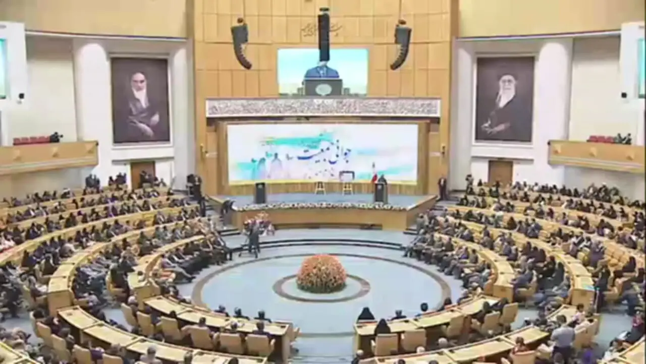 پزشکیان: بسیاری از دعواهای مسئولان بی‌اهمیت است + فیلم