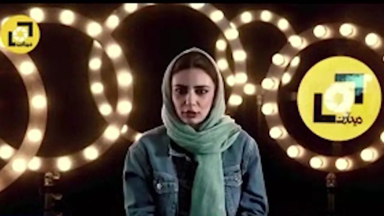 فیلم / لیندا کیانی : من با لباس پسرونه بزرگ شدم چون .../ مامانم یه اتاق پر از لباس دخترونه و لاک چیده بود اما من ...مقصر من نبودم ... تا اینکه باز دخترونه ....