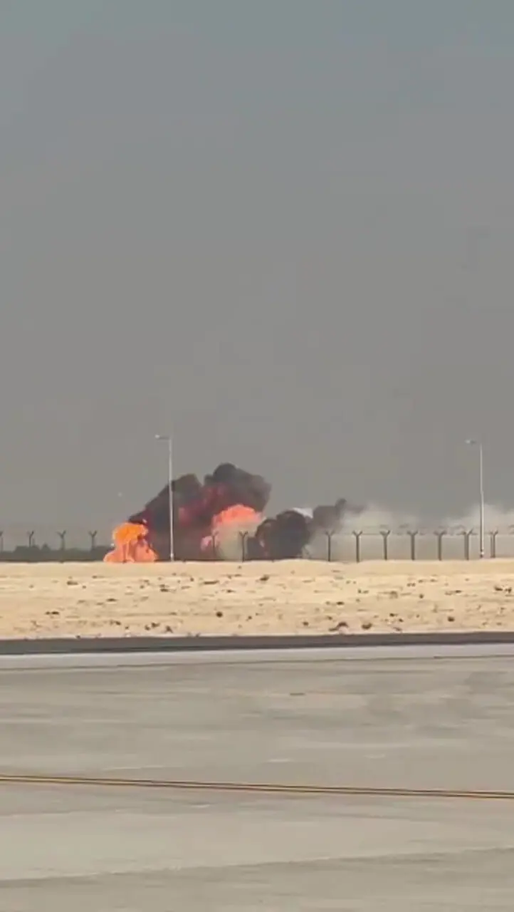  سقوط جنگندهٔ Tejas هند هنگام اجرای نمایش هوایی در نمایشگاه دبی