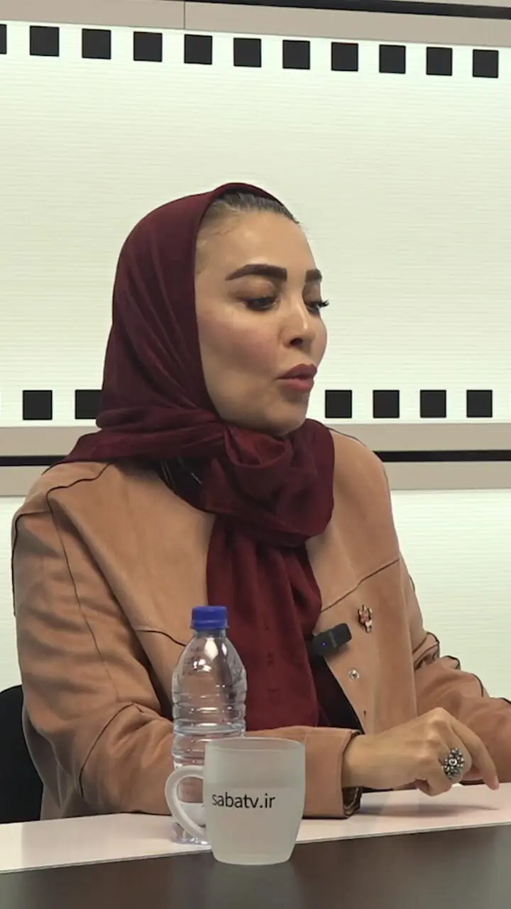 فیلم / ژیلا صادقی: من صددرصد عاشق حکومتم ... عاشق بیان و علم رهبرم ....