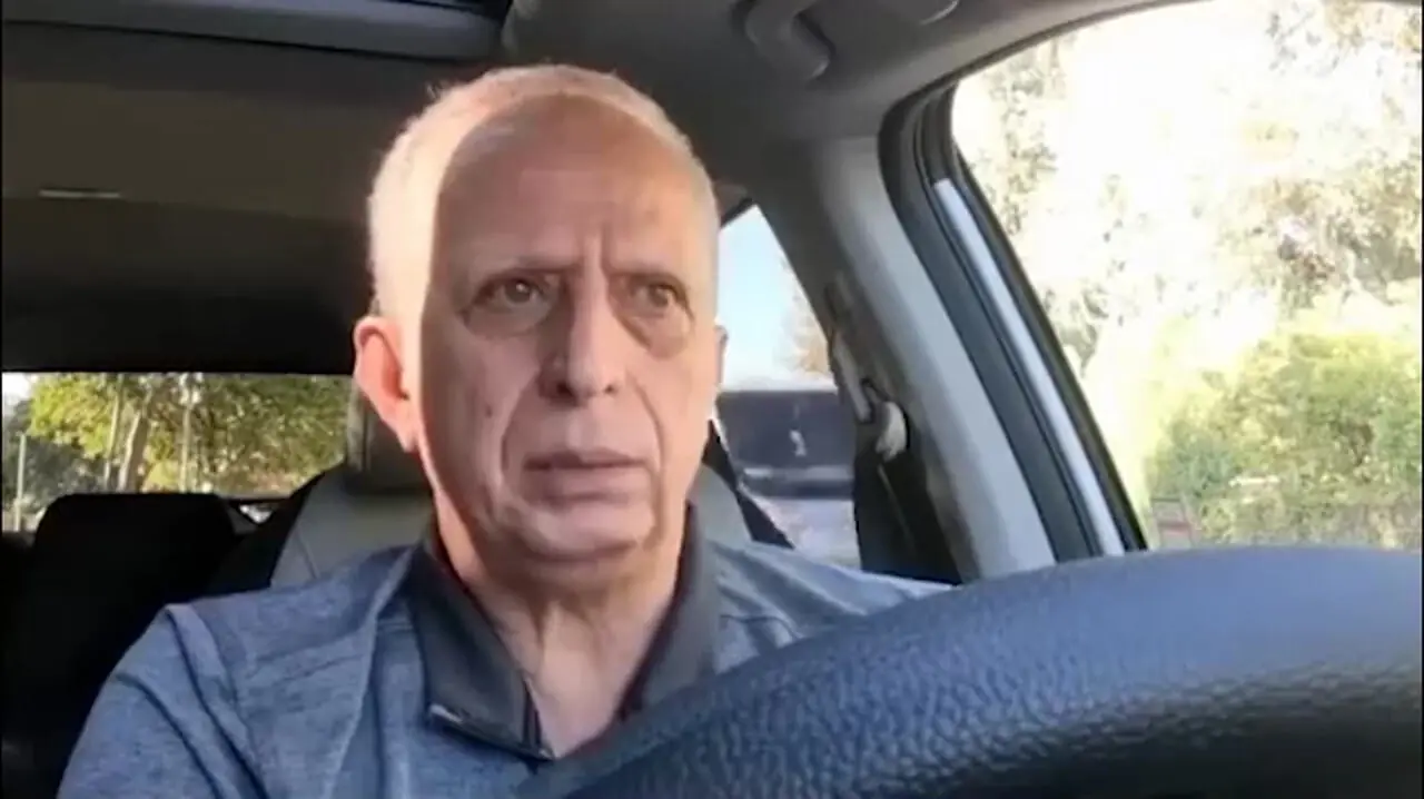 فیلم/ با پخش مجدد سریال زیر آسمان شهر داغ دل این بازیگر تازه شد؛ این کارهای تبلیغاتی باعث شد که من بگم دیگه نیستم!/ رضا عطاران گفت مغزم درد میکنه و دیگه نمیتونم...