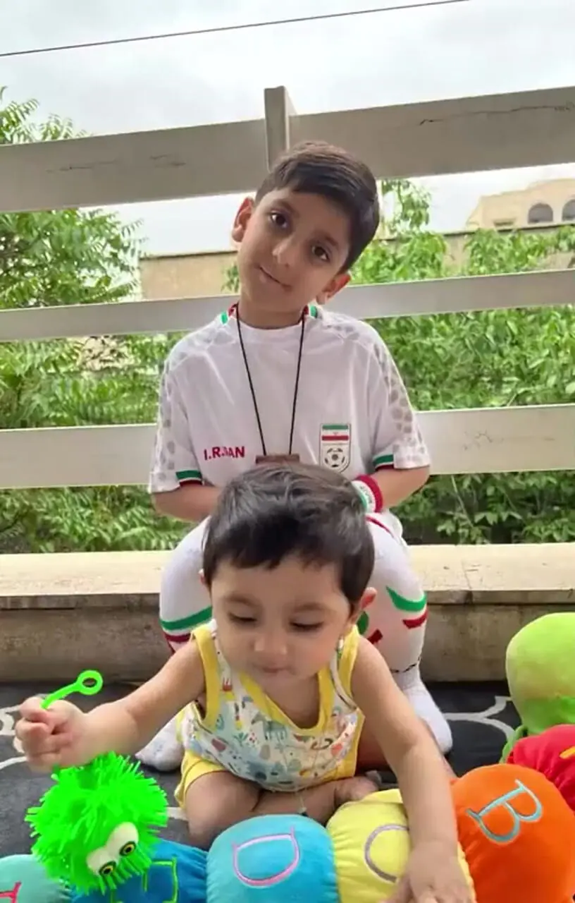 فیلم/ ضجه های جگرسوز ستاره سادات قطبی  بخاطر بیماری جدی پسرش صدرا/ دارم ذره ذره آب میشم.../از هیچی نترس پسرم...! / دردت به سرم .منو ببخش که زودتر نفهمیدم موضوع جدیه