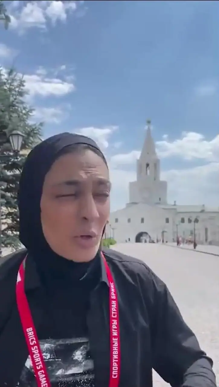 فیلم / شهربانو منصوریان : یه دختر روستایی بودم که آرزو داشتم 13 بدر بشه برم شاه جعفری اما الان 1000 تا کشور و گشتم/ وقتی خدا برات بخواد اینجوری قشنگ برات میچینه ...