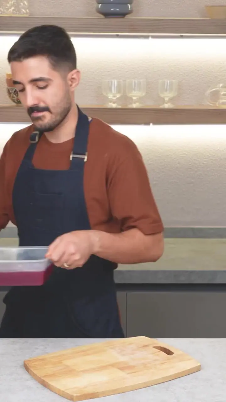 فیلم طرز تهیه باسلوق انار با ۳ قلم مواد