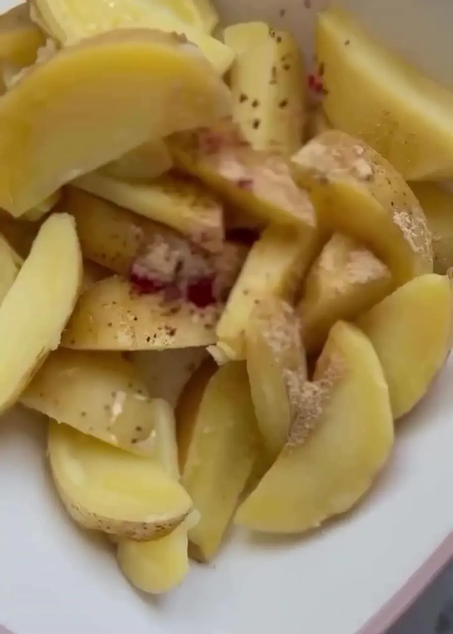 فیلم آموزش زرشک پلو با مرغ مجلسی خوشمزه