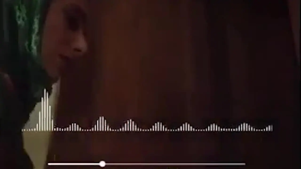 فیلم / هستی مهدوی‌فر : پدر فوق بدی داشتم .../  از سمت پدرم خشونت خانگی دیدم ...جوری کتکم زد...! دیدم پدرم خودشو... /  از سرما رفتم خونه همسایه ...