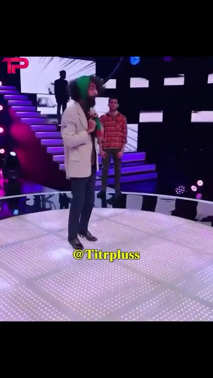 فیلم / مات و مبهوت ماندن داواران صداتو الیکا عبدالرزاقی و محسن شریفیان از اجرای بی نظیر شرکت کننده جوان از آهنگ نوستالژی:دیشب اومدم خونتون نبودی راستشو بگو...