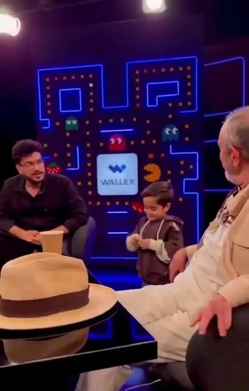 ویدئو/الیاس کوچولو بعد نرگس محمدی به فرهاد آئیش هم رحم نکرد/ فکت: وقتی بچه شیطون فامیل رو تنهایی گیر میاری