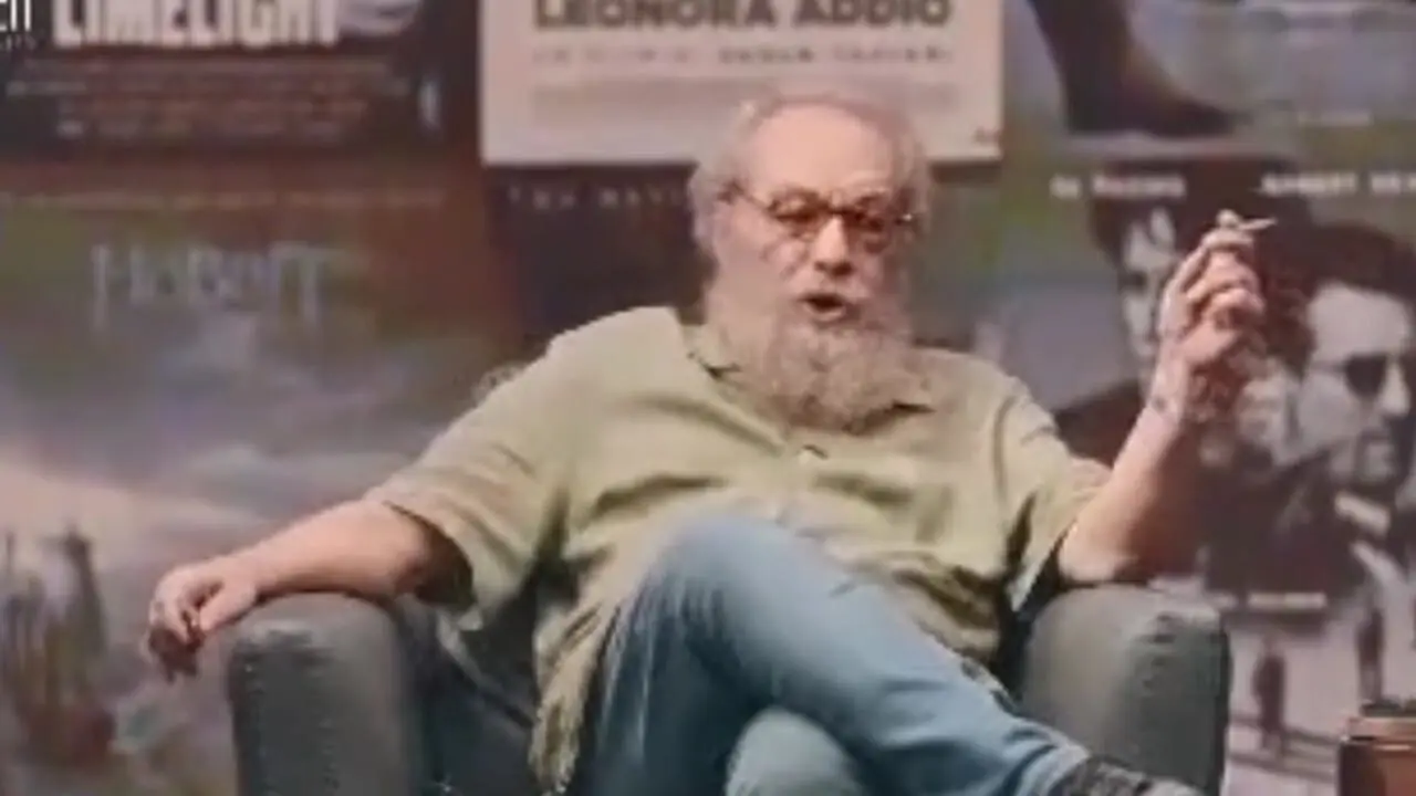 فیلم / مسعود فراستی : رضا عطاران حاضره شلوارشو دربیاره تا مردم بخندن! .../ من از نقد کردن لذت می برم... چون ...