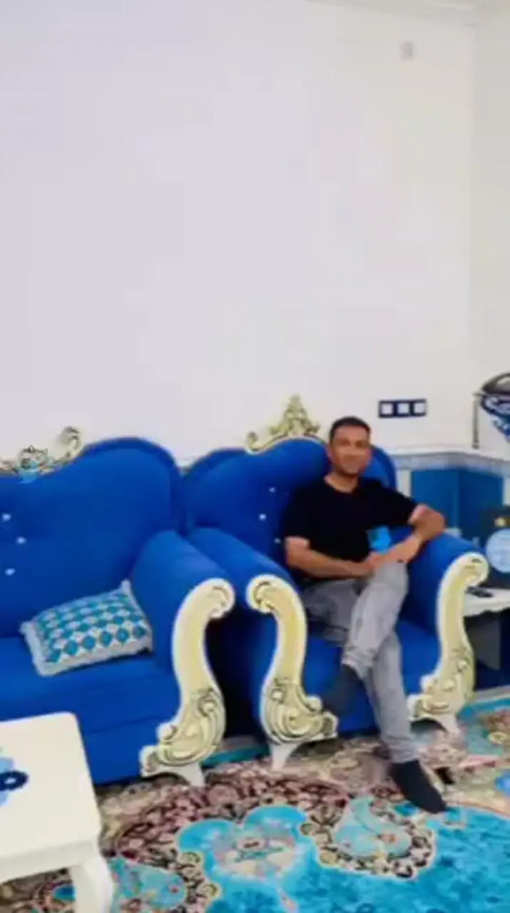 خلاقیت خنده دار یک هوادار متعصب استقلال برای چیدمان خانه به رنگ آبی حماسه آفرید/ داداش مواظب باش تو این همه آبی غرق نشی/ اقیانوسی شده واسه خودش