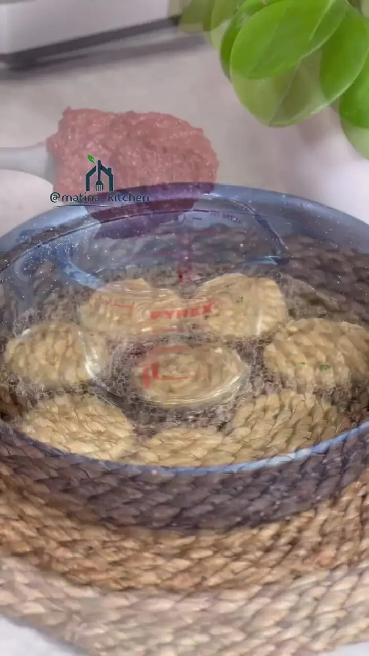 فیلم کتلت مرغ نرم و آبدار با طعم عالی