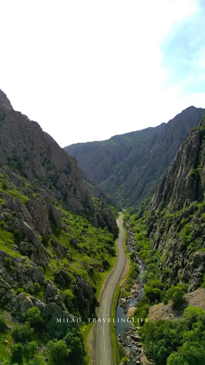 فیلم چشم‌اندازهای کوهستانی دربند دزلی سروآباد