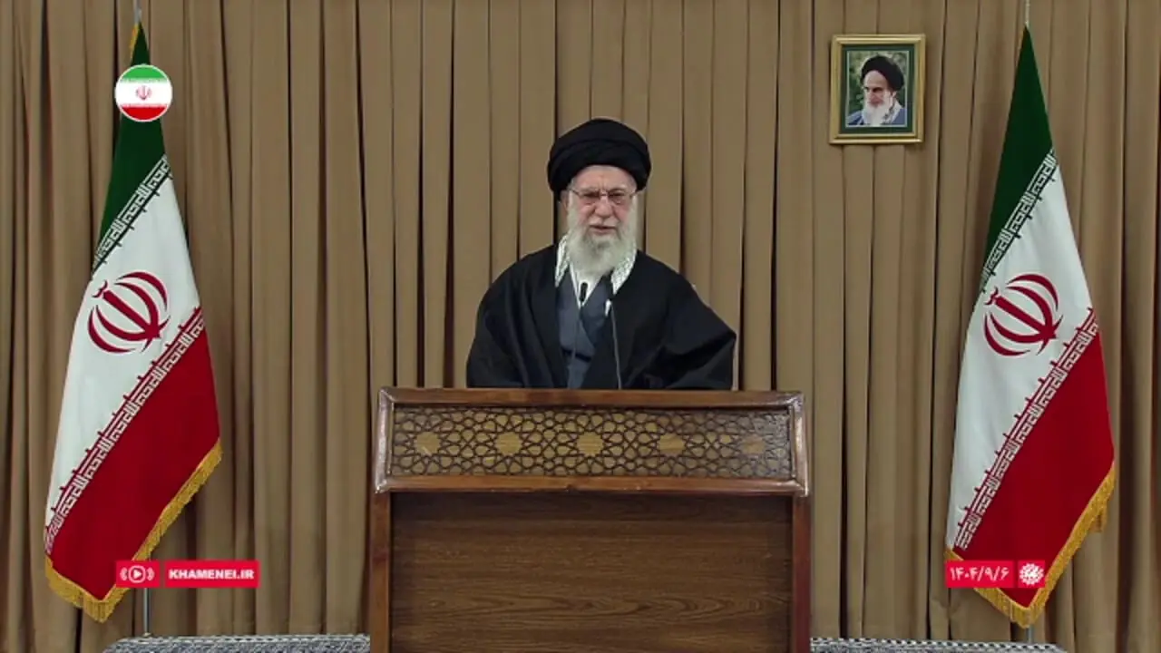 رهبر انقلاب اسلامی: بسیج یک حرکت ارزشمند ملی است