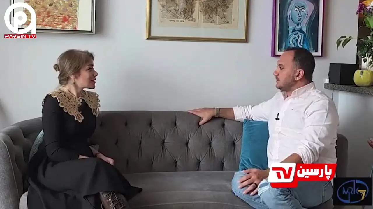 فیلم/ احسان کرمی هم به جمع غلط کردم‌ها پیوست: توی ایران هم خواننده بودم و مهمترین استیج ها رو من اجرا میکردم.../  پولم رو در می‌آوردم اما الان 3 سال طول کشید تا...!