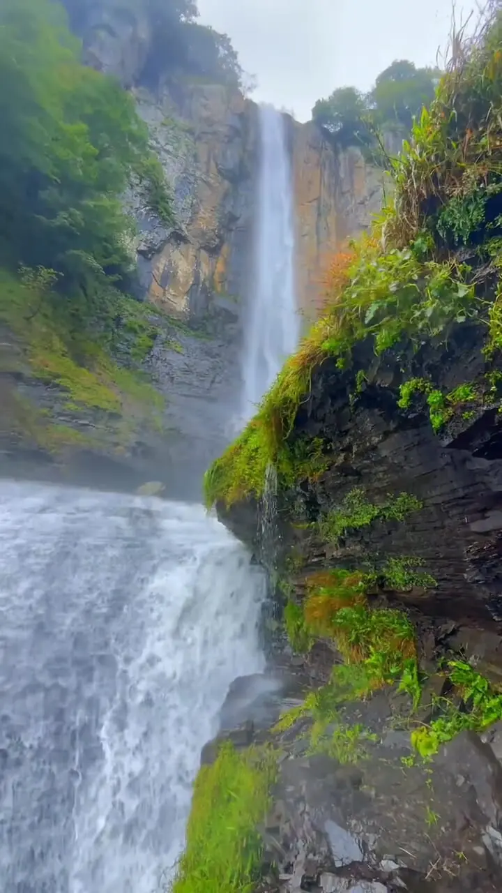 فیلم آبشار لاتون در آستارا