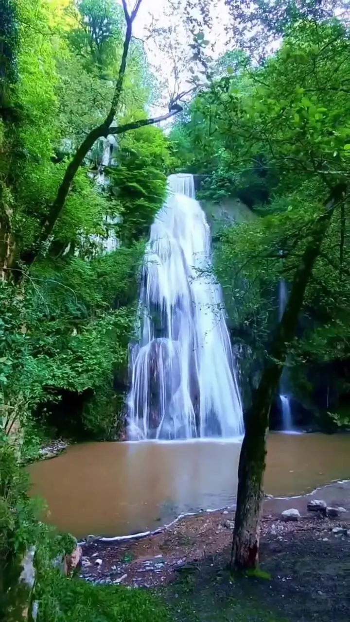 فیلم آبشار لوه گلستان / عروس شرق استان