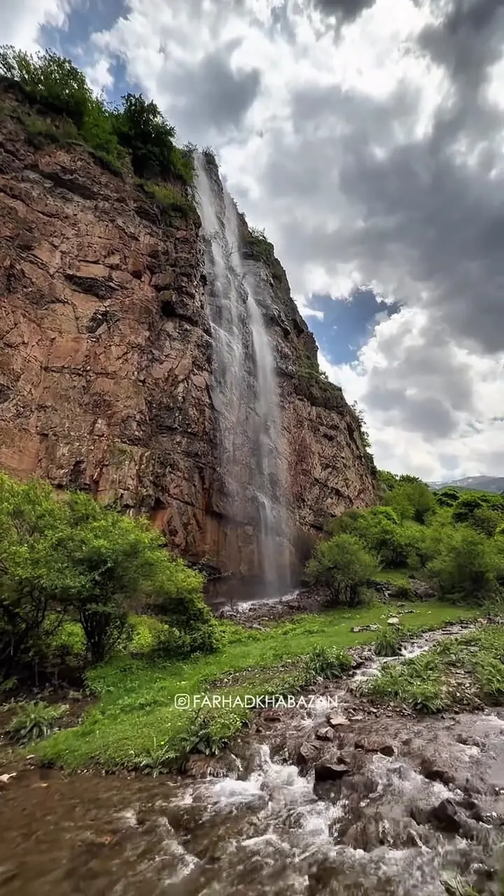 فیلم طبیعت تماشایی آبشار نازک رو در مازندران