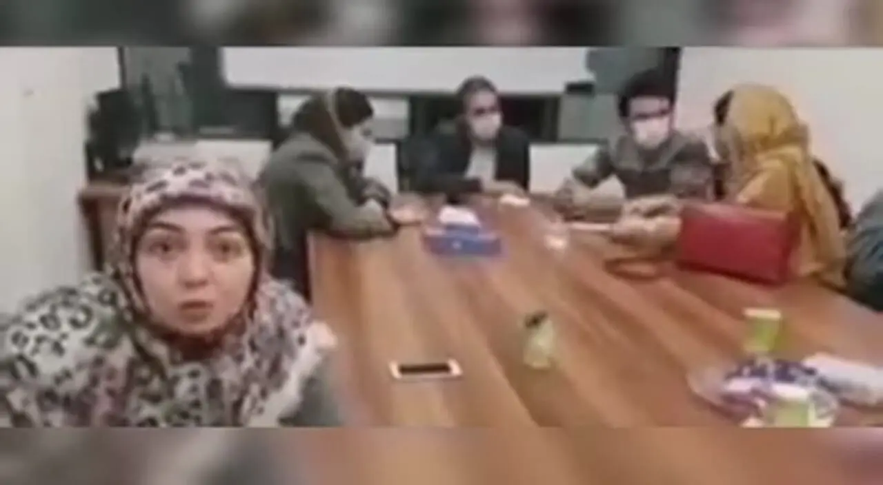 فیلم / آزاده نامداری قبل از خودکشی : شاید فکر کنین افسردگی شبیه سرماخوردگیه .... اما میخوام بگم که ....خودکشی ...