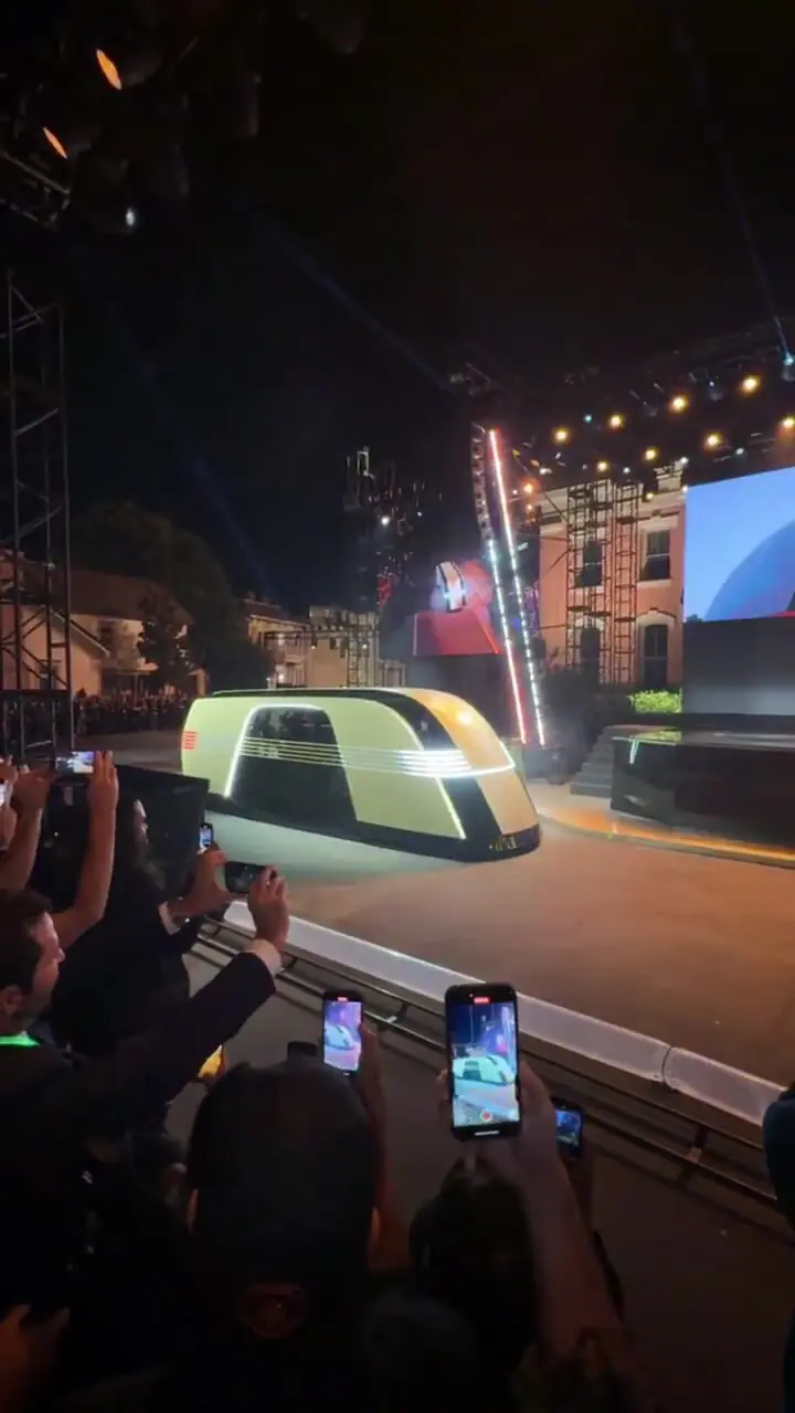 فیلم پروژه جاه طلبانه تسلا برای حمل و نقل شهری