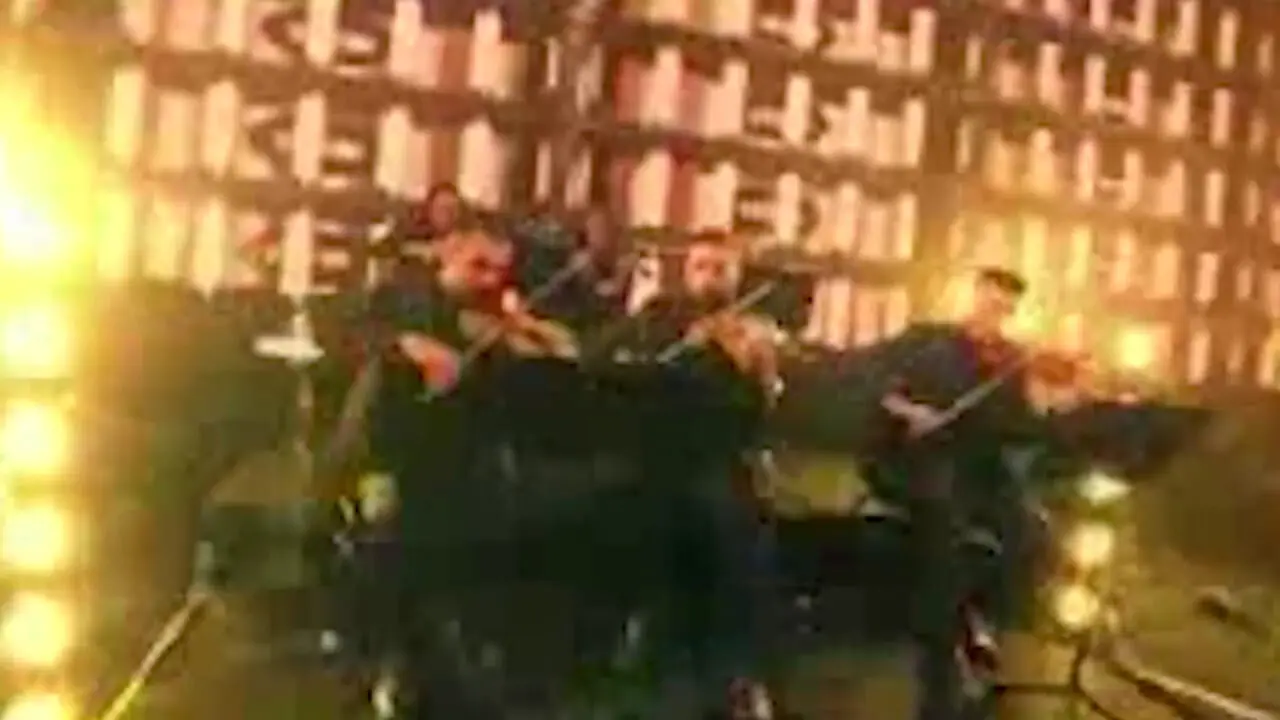 فیلم / موزیک ویدیوی کنسرت شاد علیرضا طلیسچی با آهنگ زیبا و پرطرفدار پاقدم+فیلم/ چه همخونی قشنگی