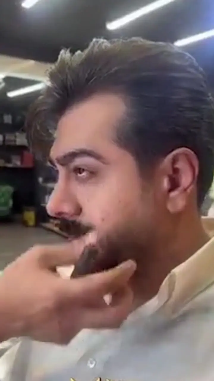 فیلم / نگاهی به مراحل آماده شدن سهیل قاصدی عشق مریم مومن در  جشن عروسی شان/ قبل و بعد  آقا داماد به چشم مریم مومن ...