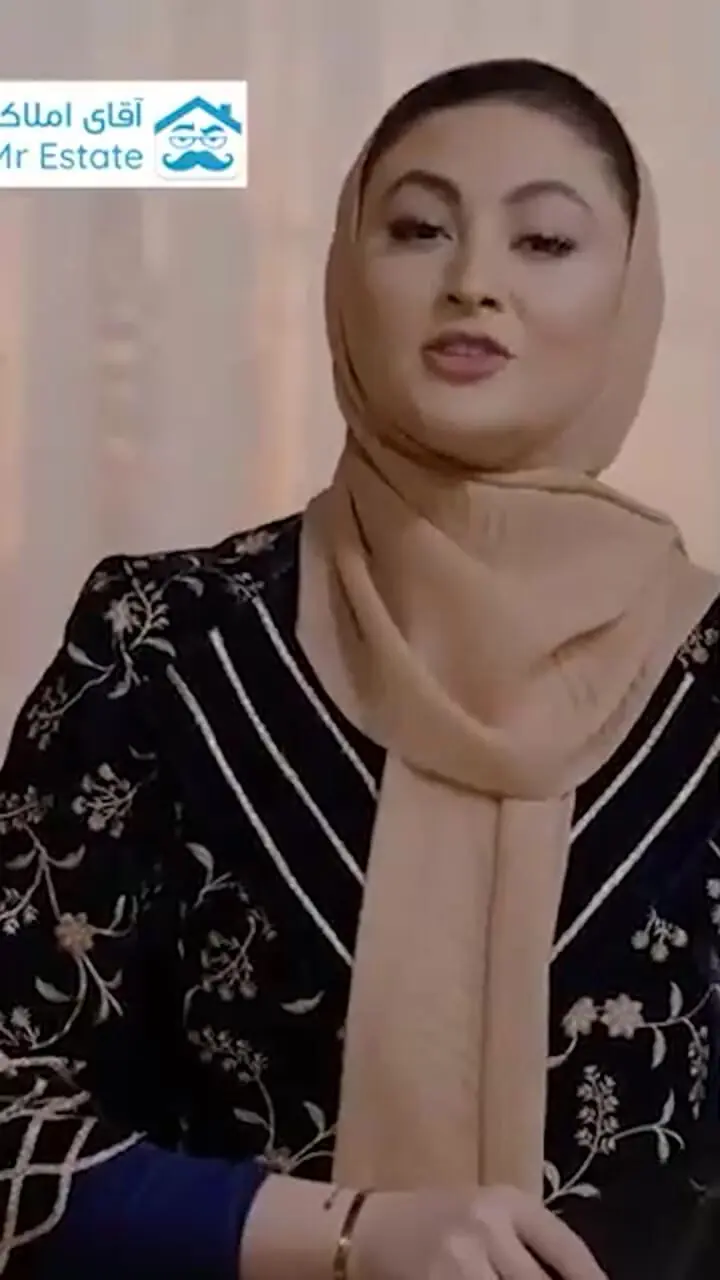 فیلم /  خانه داری به سبک مریم مومن فردای روز عروسی اش  با سهیل قاصدی .../ یک مقدار آرامش یکم شادی یه کوچولو صبر، عشق، با یک بغل...